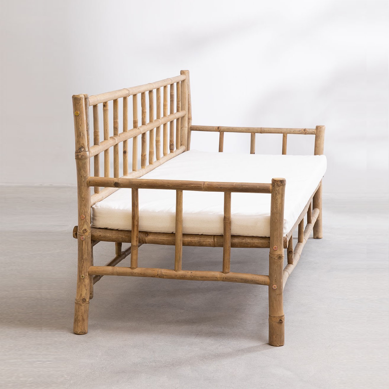 # Nowoczesna bambusowa ławka o – Outdoor Furniture Vietnam recenzja i cena